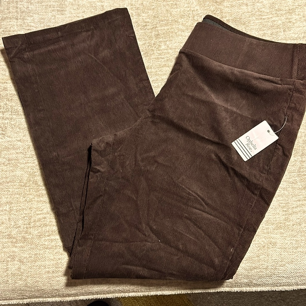 NWT pull on stretch brown Corduroy pants plus sz 18 New